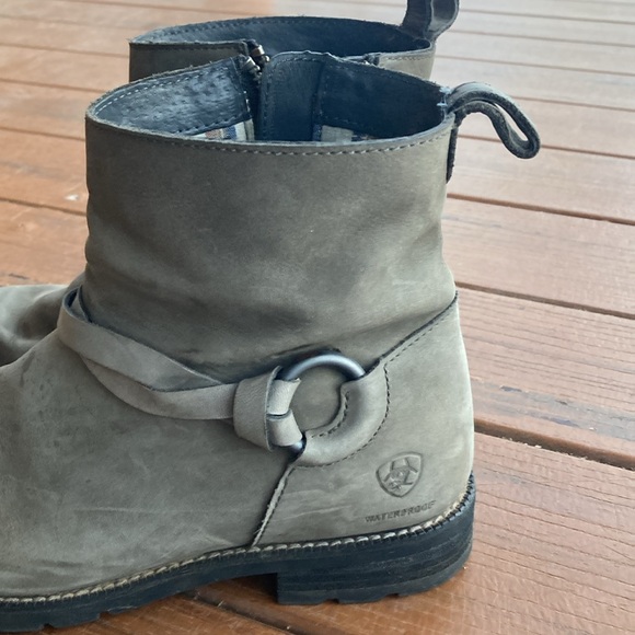 Ariat short boots - Picture 2 of 6